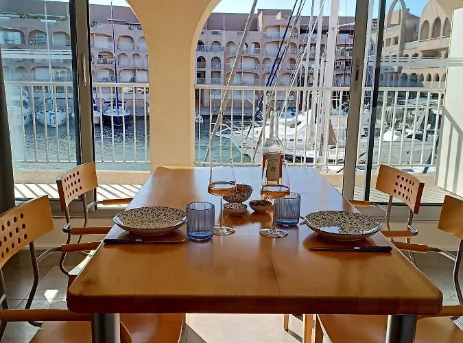 Port Apartment Hyeres